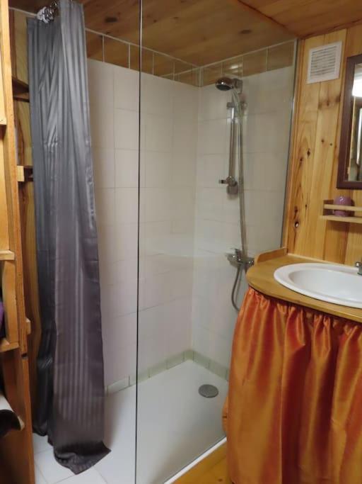 Cosy Cabane Montbrun-Bocage エクステリア 写真