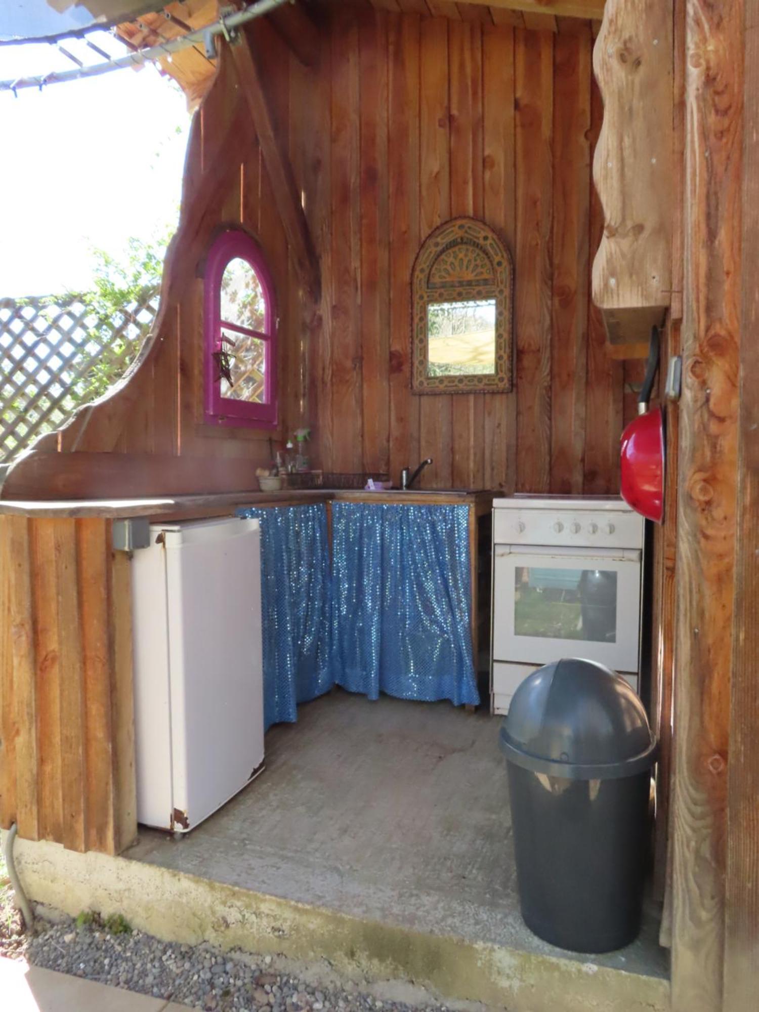 Cosy Cabane Montbrun-Bocage エクステリア 写真