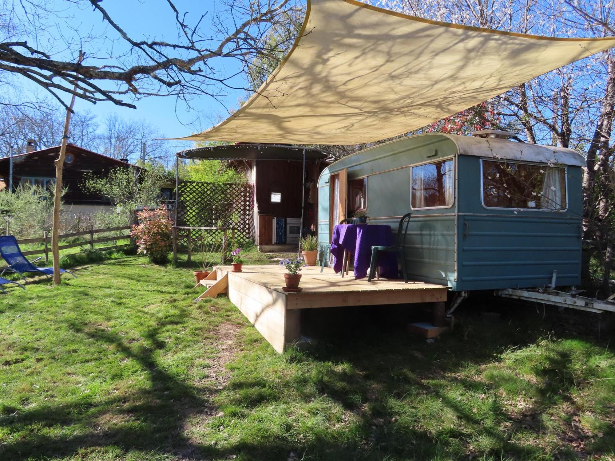 Cosy Cabane Montbrun-Bocage エクステリア 写真